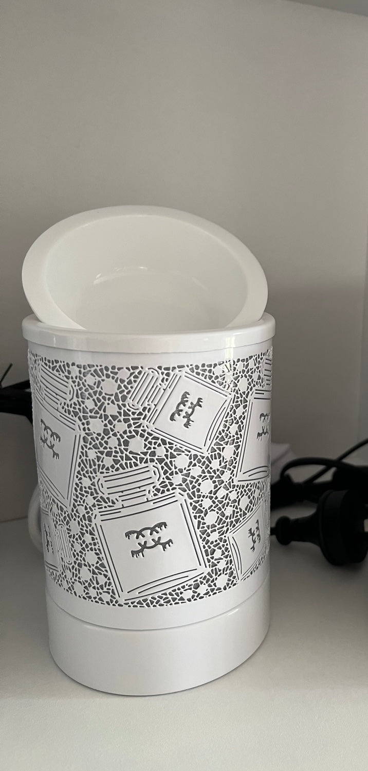 Electric Light Up Designer Inspired Scented Wax Melter/Burner